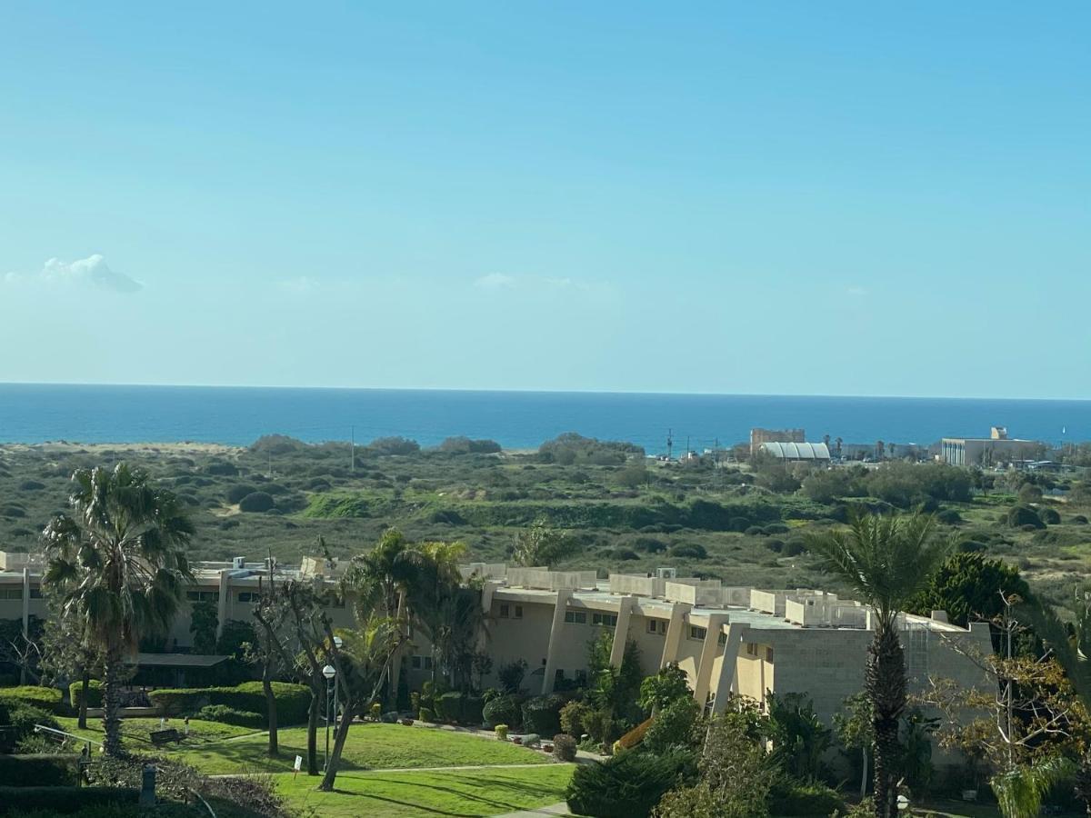 קיסריה נאות גולף- Oren Apartment Dış mekan fotoğraf