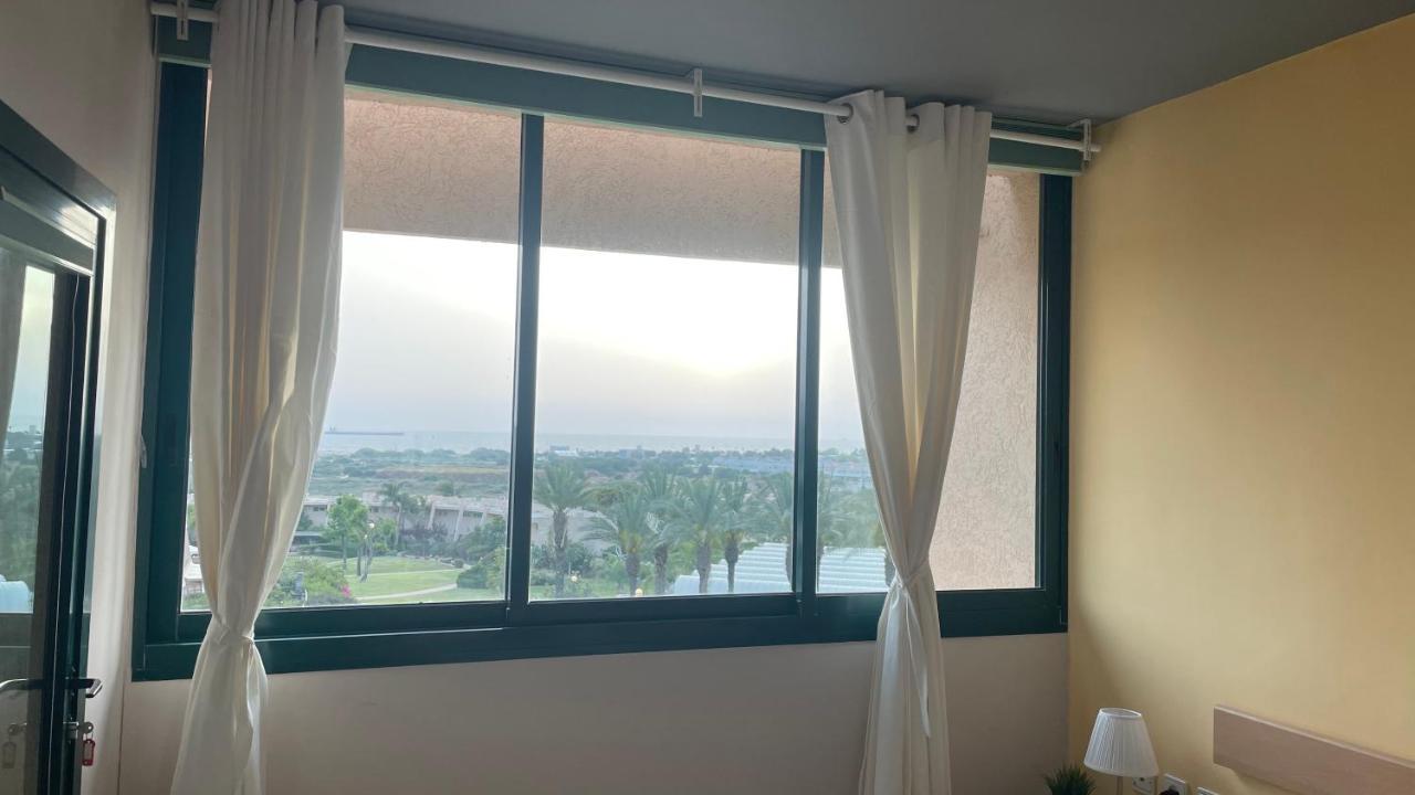 קיסריה נאות גולף- Oren Apartment Dış mekan fotoğraf