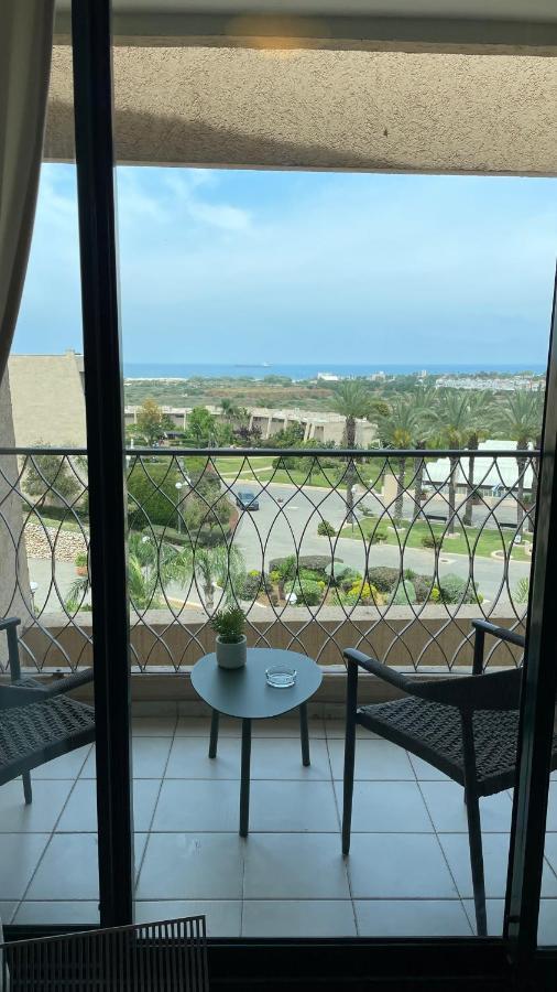 קיסריה נאות גולף- Oren Apartment Dış mekan fotoğraf