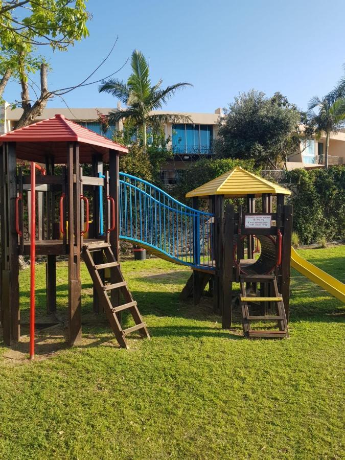 קיסריה נאות גולף- Oren Apartment Dış mekan fotoğraf